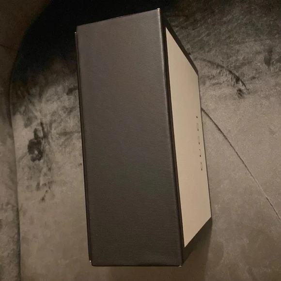 Gucci Gift Box - Picture 5 of 6